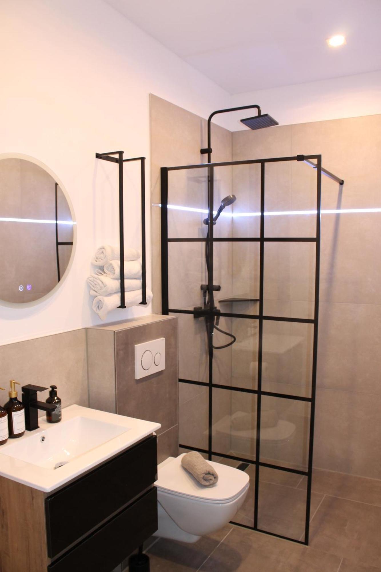 טרוכטלינגן Hotel Via Vita מראה חיצוני תמונה