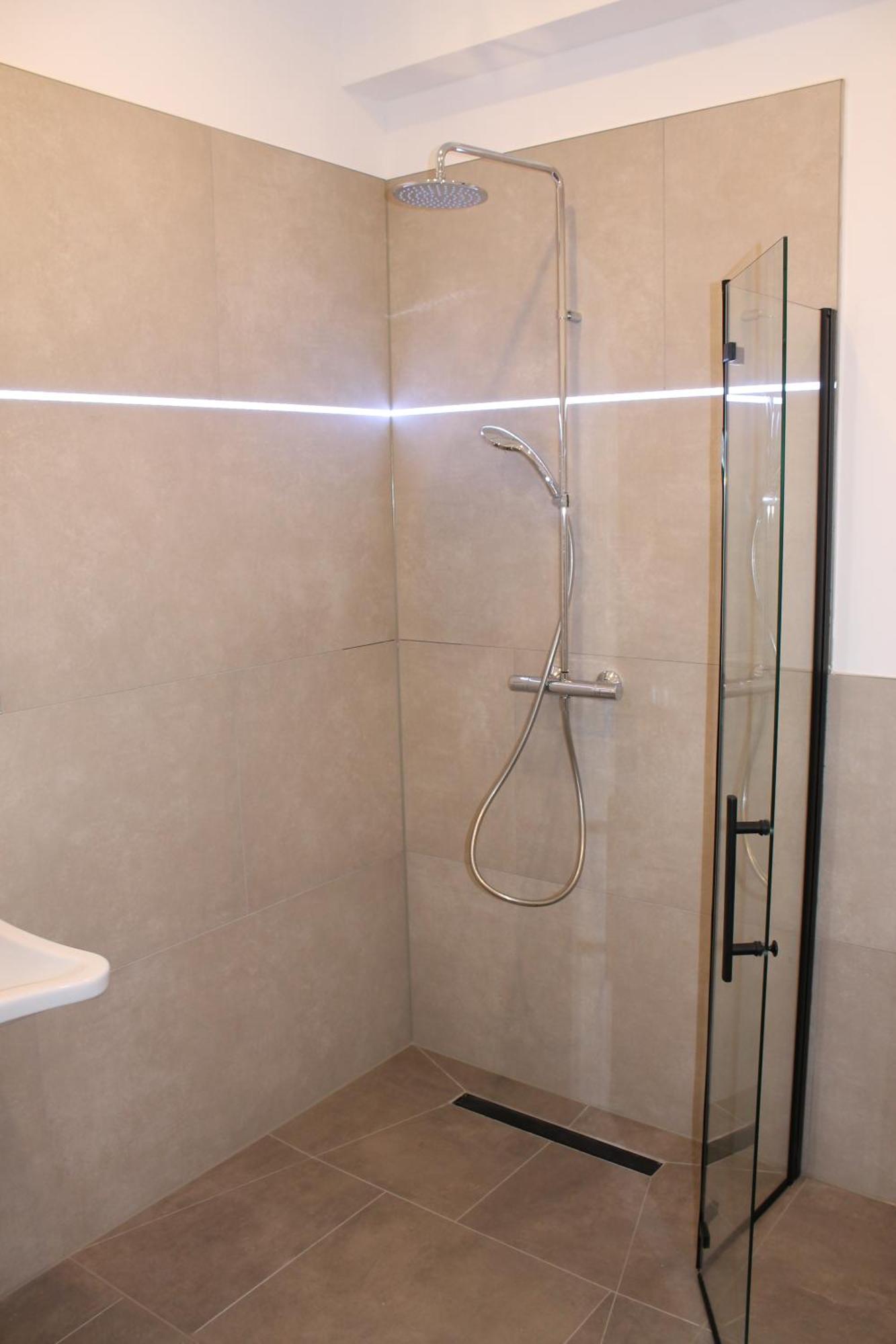 טרוכטלינגן Hotel Via Vita מראה חיצוני תמונה
